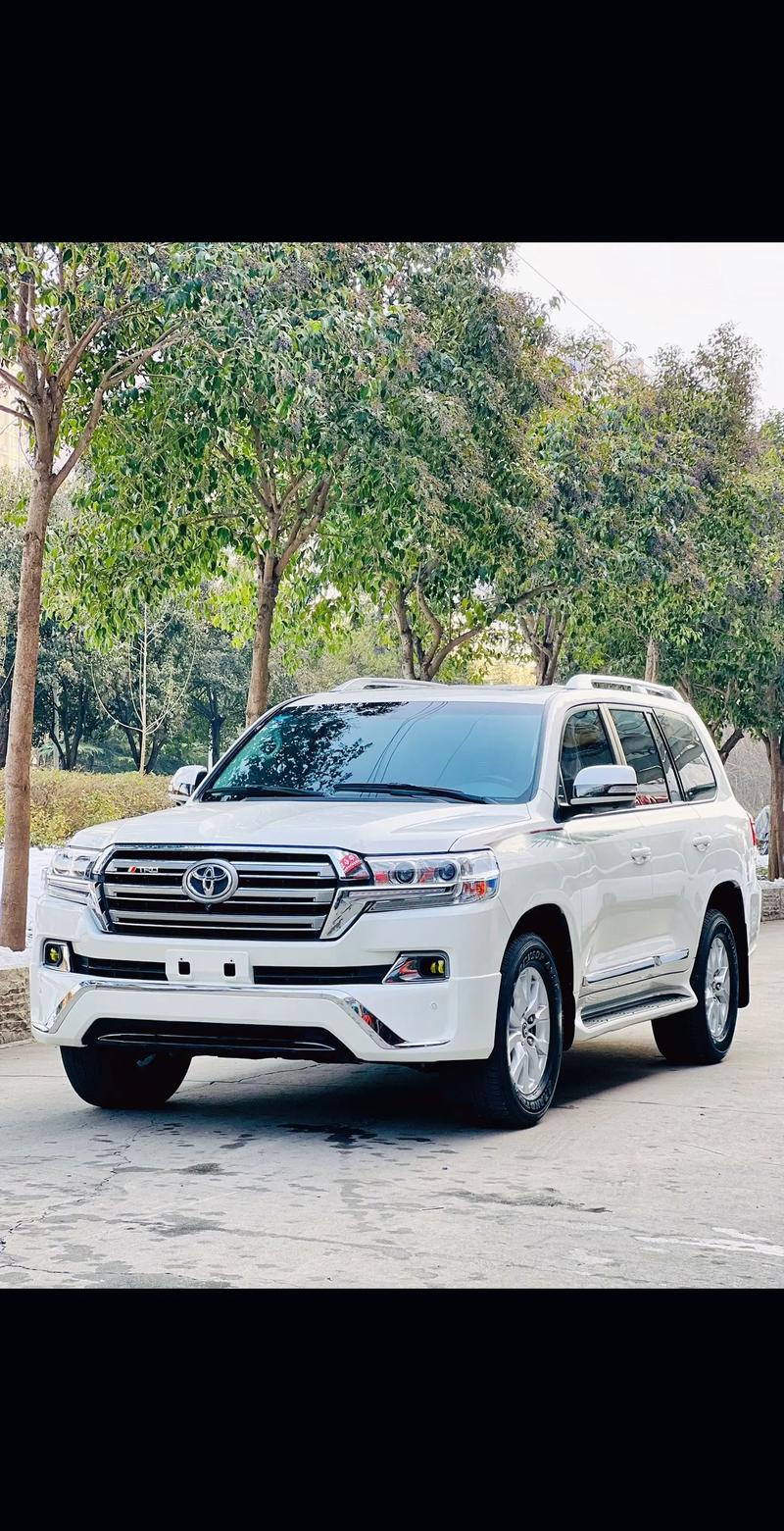 新款陆巡2022款价格图片 新款陆巡海外最新消息