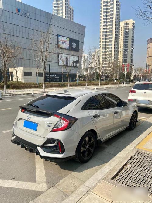 思域2021款两厢(思域2021款两厢潮酷控)