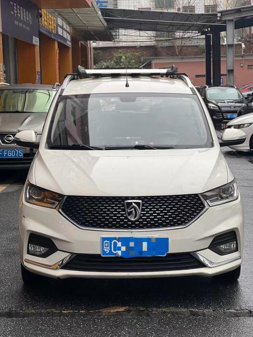 宝骏6座车价格图片／宝骏六座车报价及图片欣赏