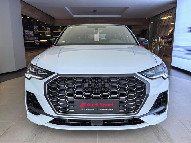 奥迪q3新款试驾,2022款奥迪q3试驾视频