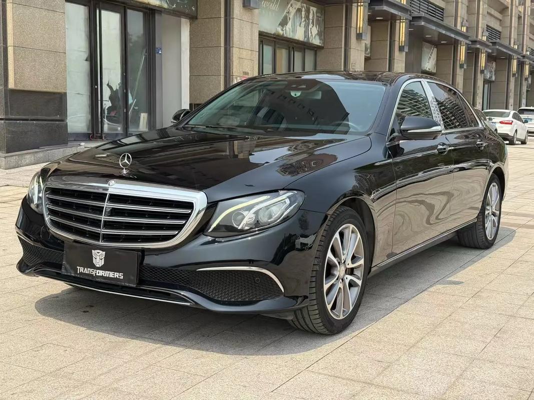 大奔350图片及价格(大奔300l新款图片)