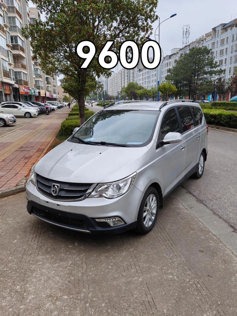 宝骏730自动挡七座商务车报价 宝骏730自动挡七座商务车报价多少