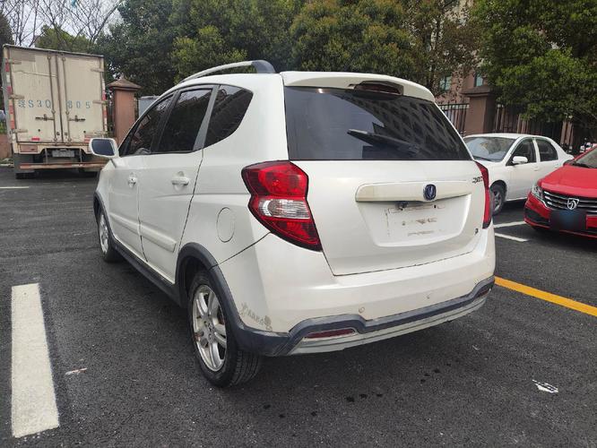 【长安汽车cx20,长安汽车cx20图片】