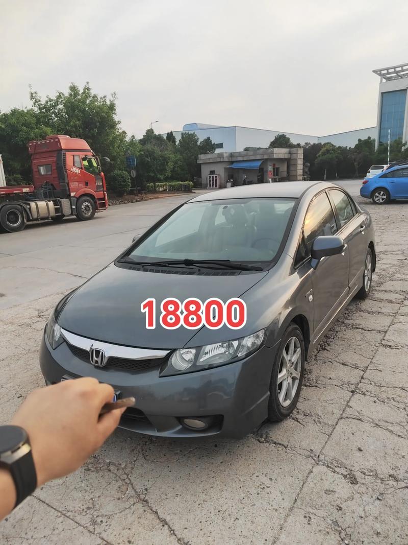 2011年本田思域二手车价格 2011年本田思域二手车值得买吗