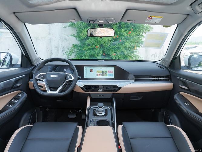 吉利豪越纵横版／吉利豪越纵横版怎么样