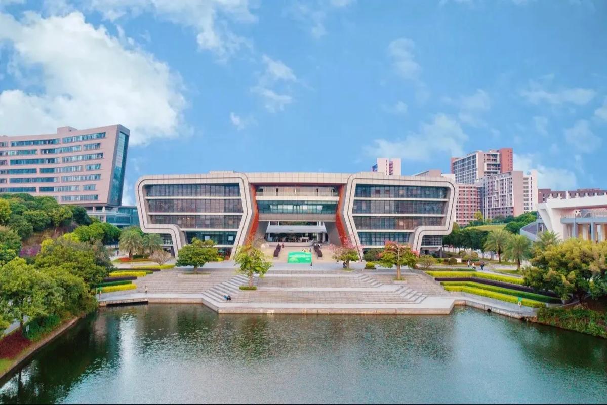 【广州科技职业学院,广州科技职业学院2007原来地址是什么】